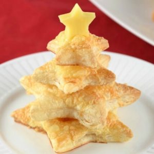 Easy-Cheese-Puff-Pastry-Christmas-trees-recipe-cute-nutcracker-party-food-idea-from-Eats-Amazing
