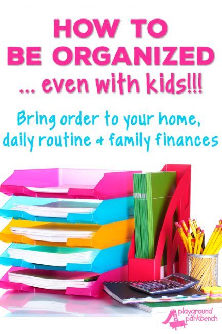 Want to know how to be organized... even with kids? My tips to bring order to your home, daily routine and family finances. From organizing your kitchen and playroom, to helping your family find its natural, daily routine (with ample sleep for everyone!), to reducing stress from one of the biggest sources of stress in every family - money! See all our tips to better understand family finances, save and invest for your and your family's futures. | Organization | Home Organization | Be Organized | Family Finances | Family Organization