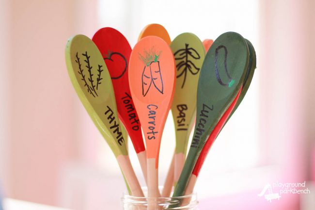 https://playgroundparkbench.com/wp-content/uploads/2016/03/DIY-Garden-Markers-2-650x433.jpg